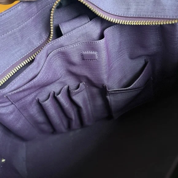 DAGNE DOVER Signature Legend Tote Bag - Picture 9 of 10